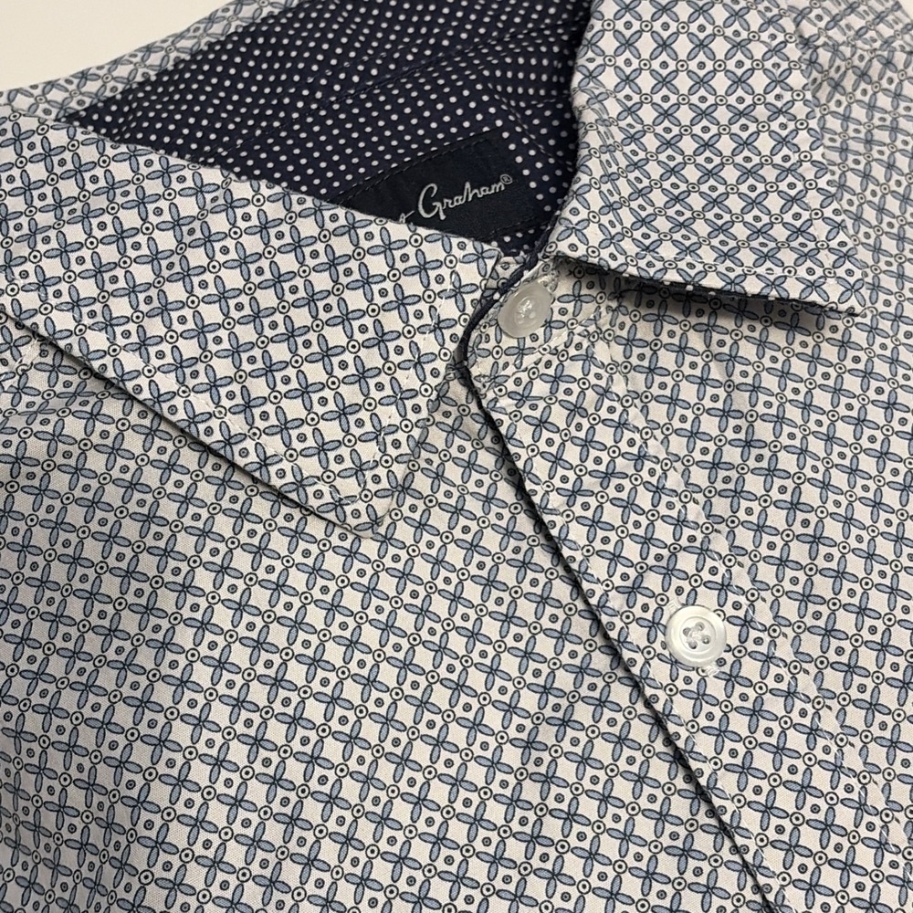 Robert Graham Men's XL Long Sleeve Flip‎ Cuff Shirt Light Blue Geometric Pattern